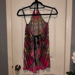 Women’s backless dress shirt